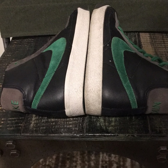 Nike SB Zoom Blazer Size 9.  Black Gwen White - Picture 4 of 6